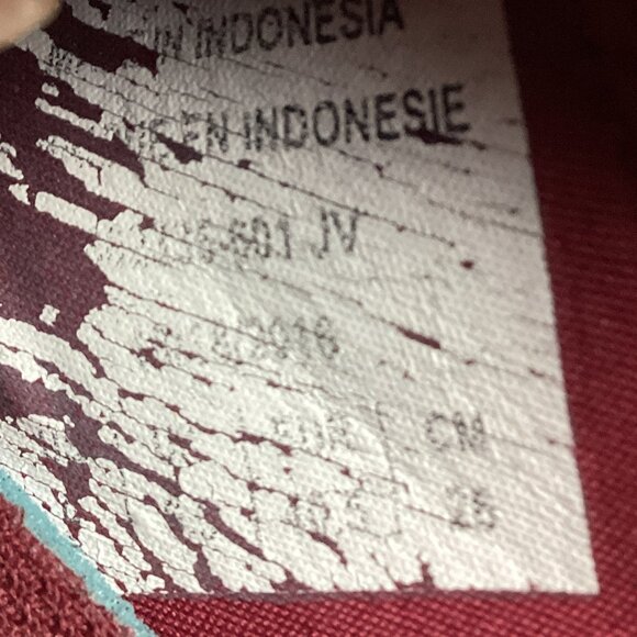 Nike Roshe Two Burgundy Floral Print Running Shoes 9 - Picture 9 of 11